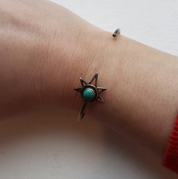 Avrocomy sterling silver and turquoise sun cuff - Picture 5 of 6